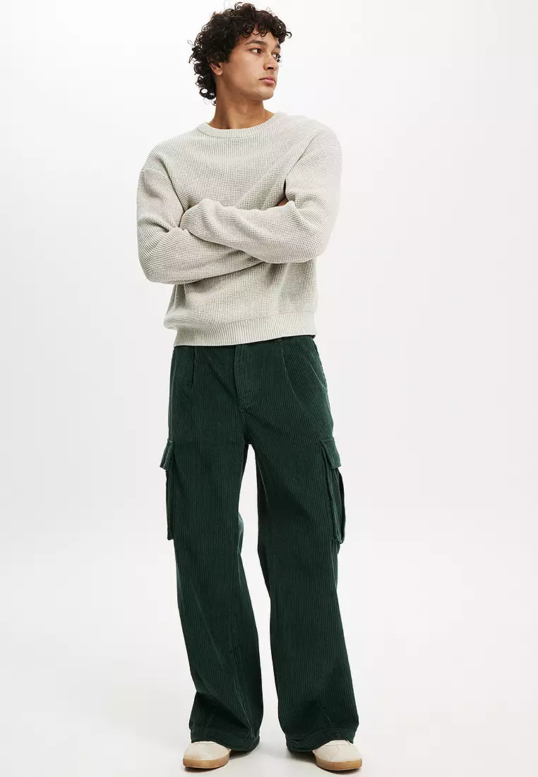 Baggy Pleated Cargo Pants