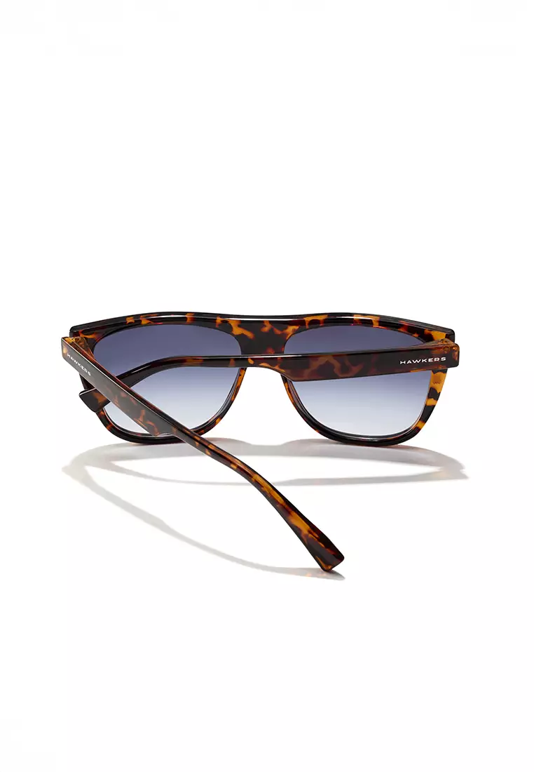 Runway - Carey Indigo Sunglasses for Men and Women, Unisex. Official Product Designed in Spain