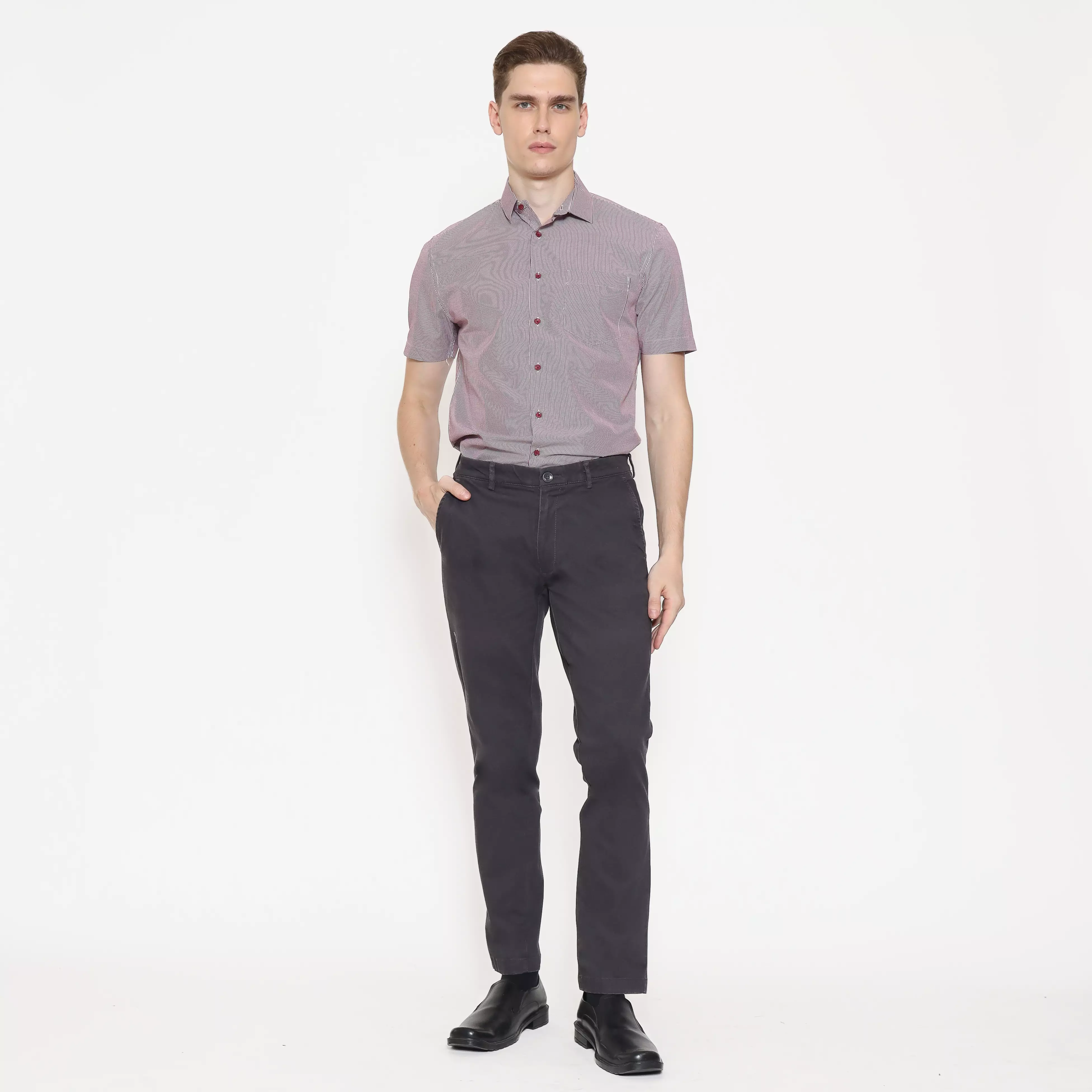 Schoeller Celana Chinos Pria Slim Fit warna Abu Tua – S.1-CCSF.-G101-CTS-SF
