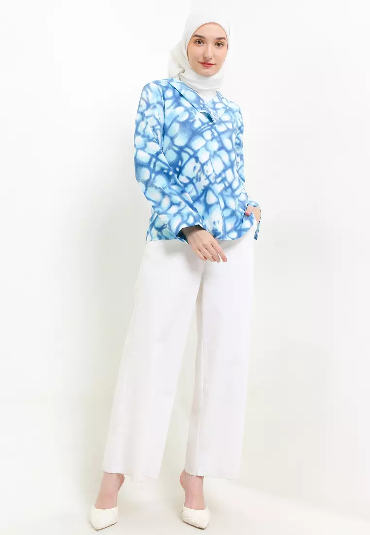 Delira Blouse In Blue Print