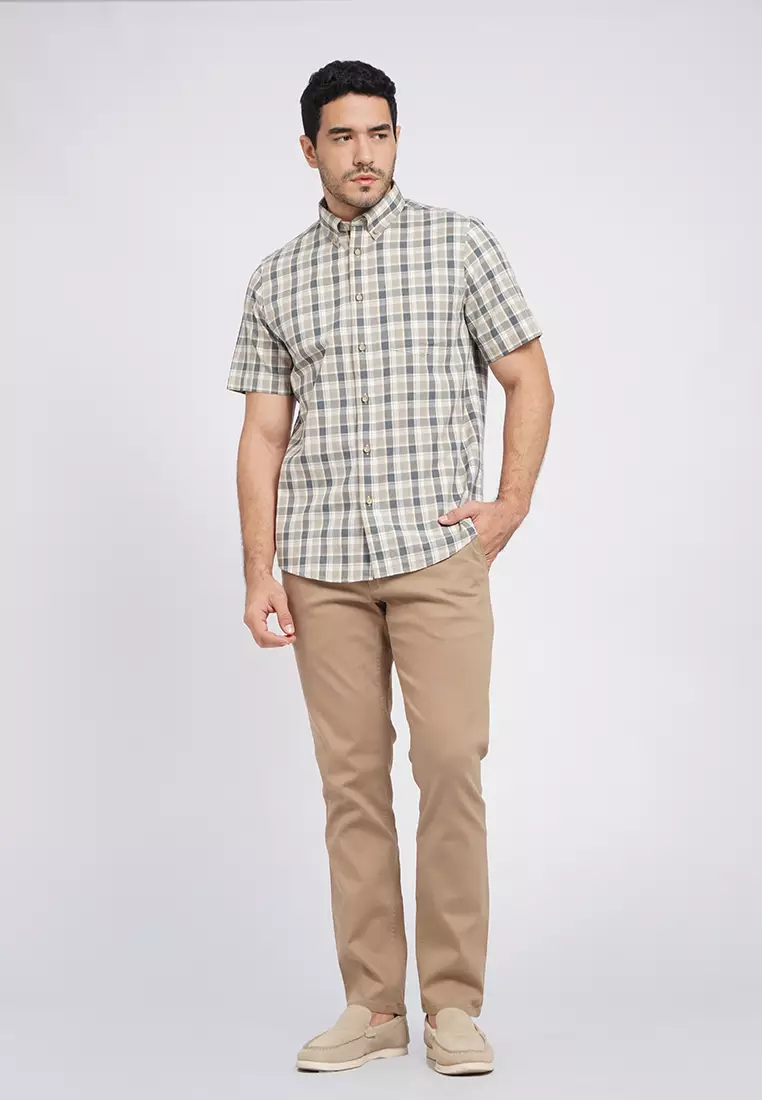 Tapered Slim Fit Textured Pants