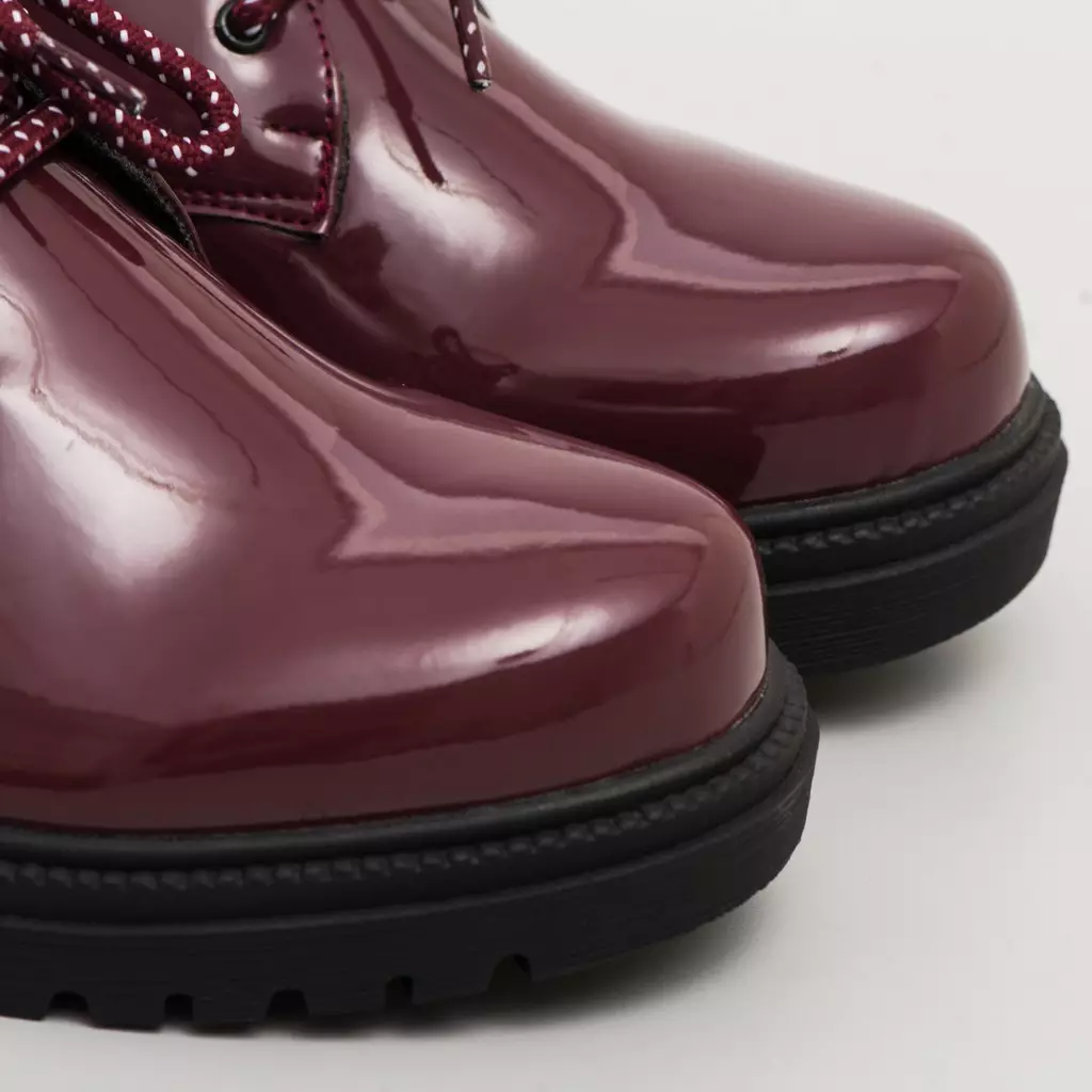 Vailey Oxford Maroon