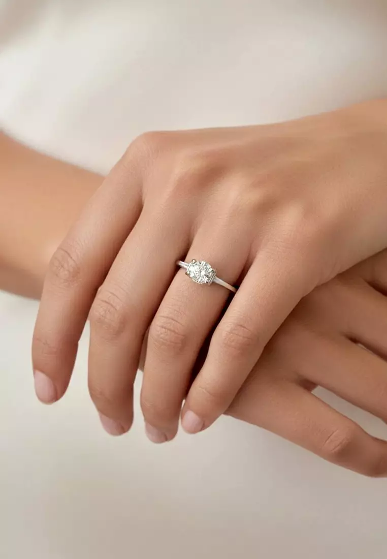 Solitaire Ring Crystal Embellished with Swarovski crystals - 514