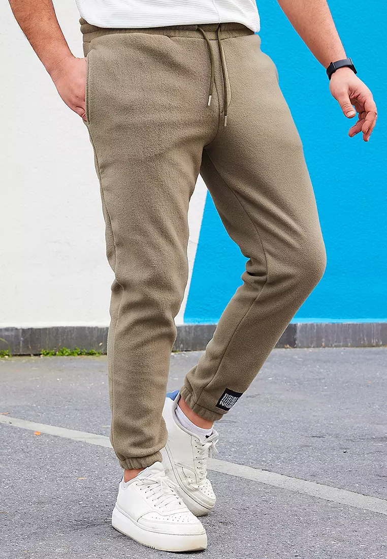 Khaki Regular/Normal Cut Rubber Leg Warm Anti-Pilling Fleece Sweatpants Tmnaw22Ea0438