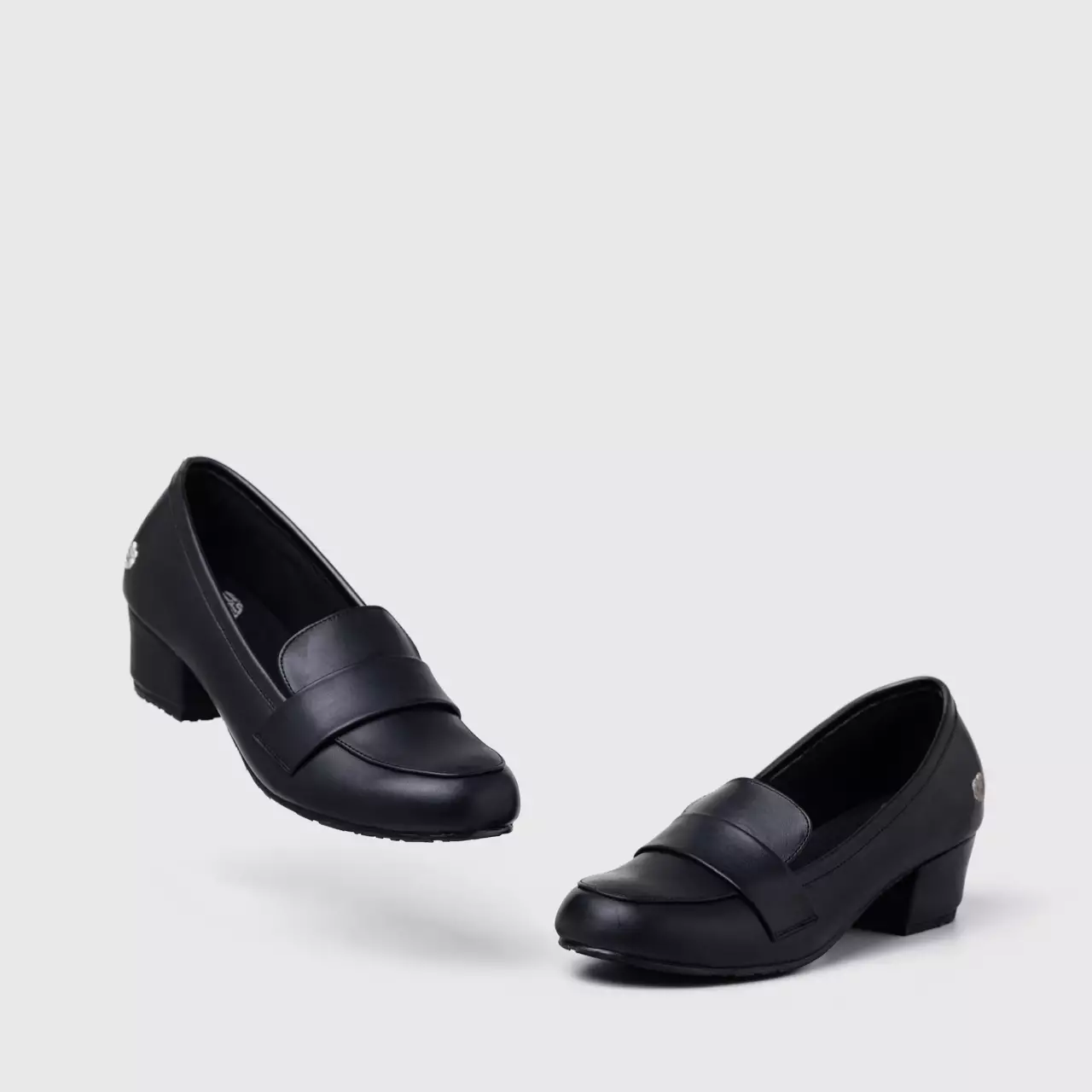 Grezzly Heels Genuine Leather Black