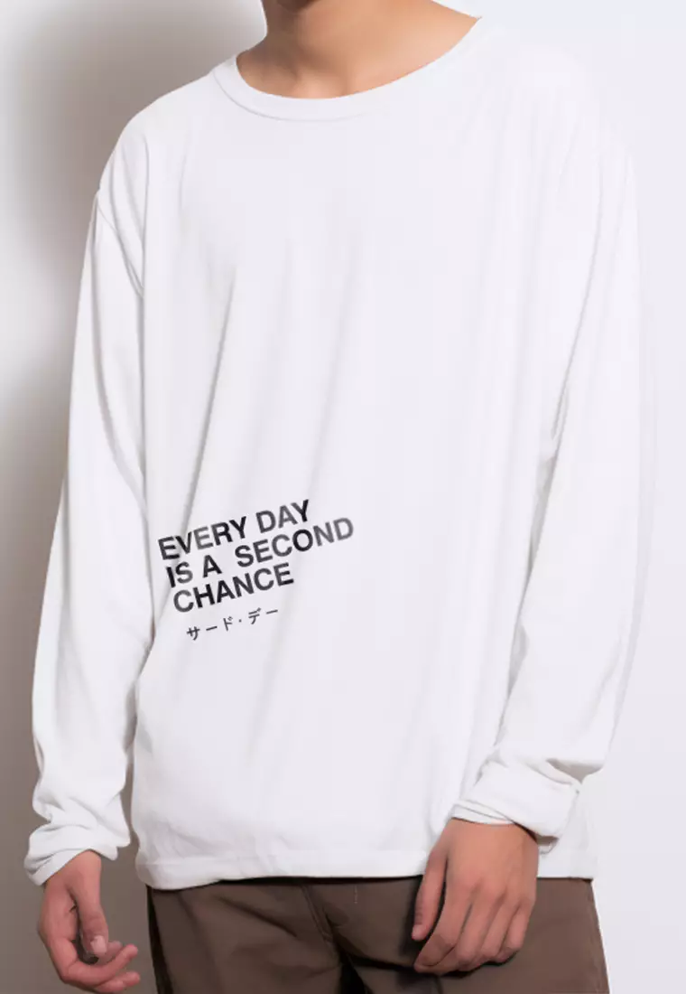 MTQ44 kaos lengan panjang putih pria distro tulisan everyday is second chance putih white