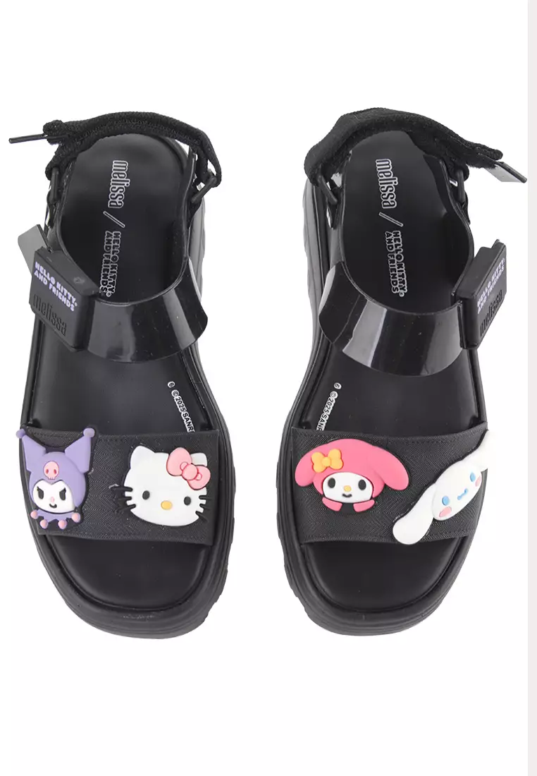 Kick Off 涼鞋 + Hello Kitty and Friends 廣告