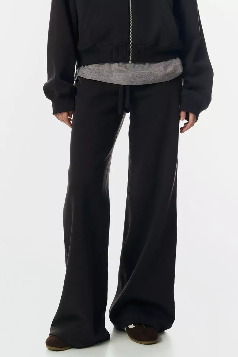 Flared sweatpants