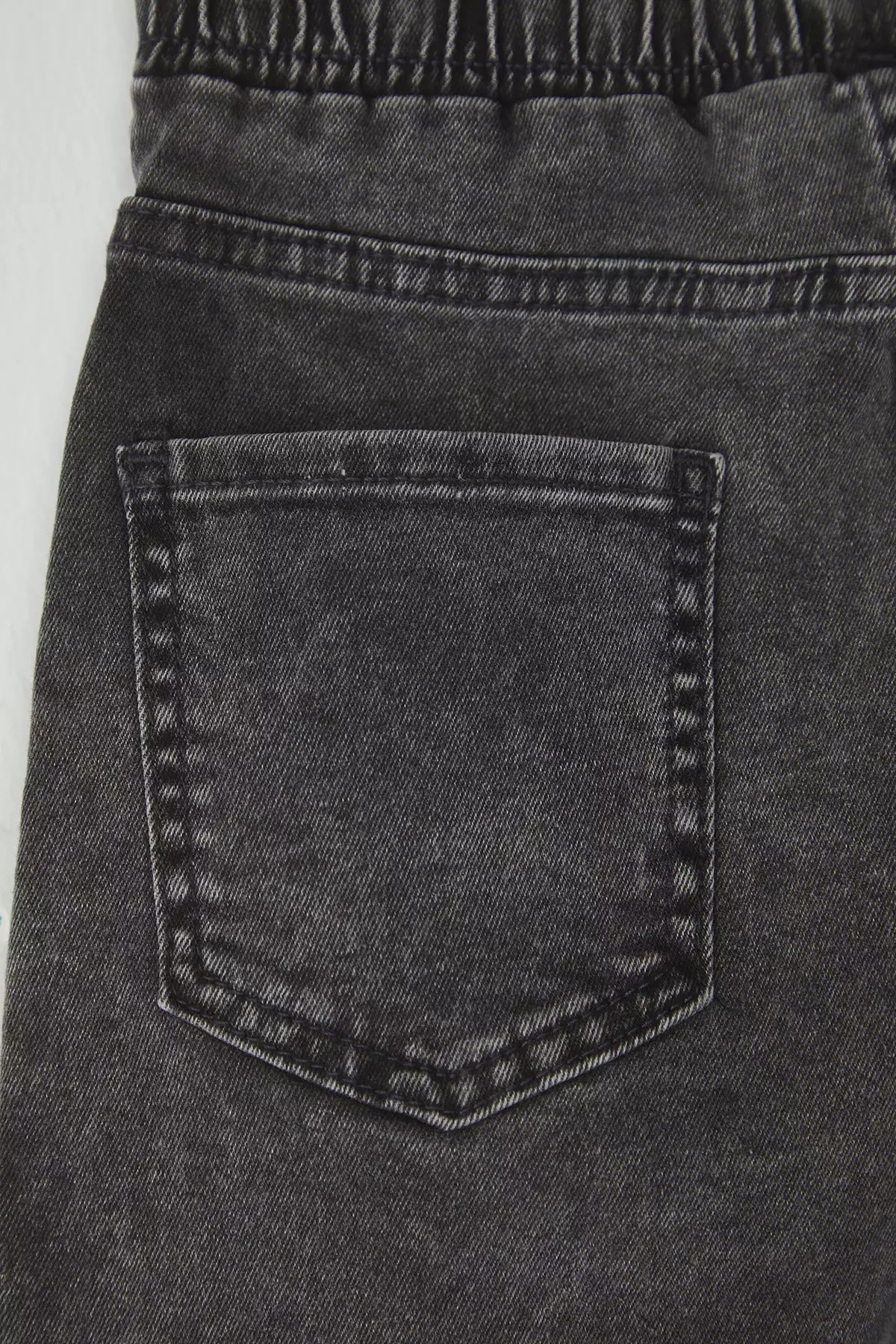 Elastic Denim Shorts