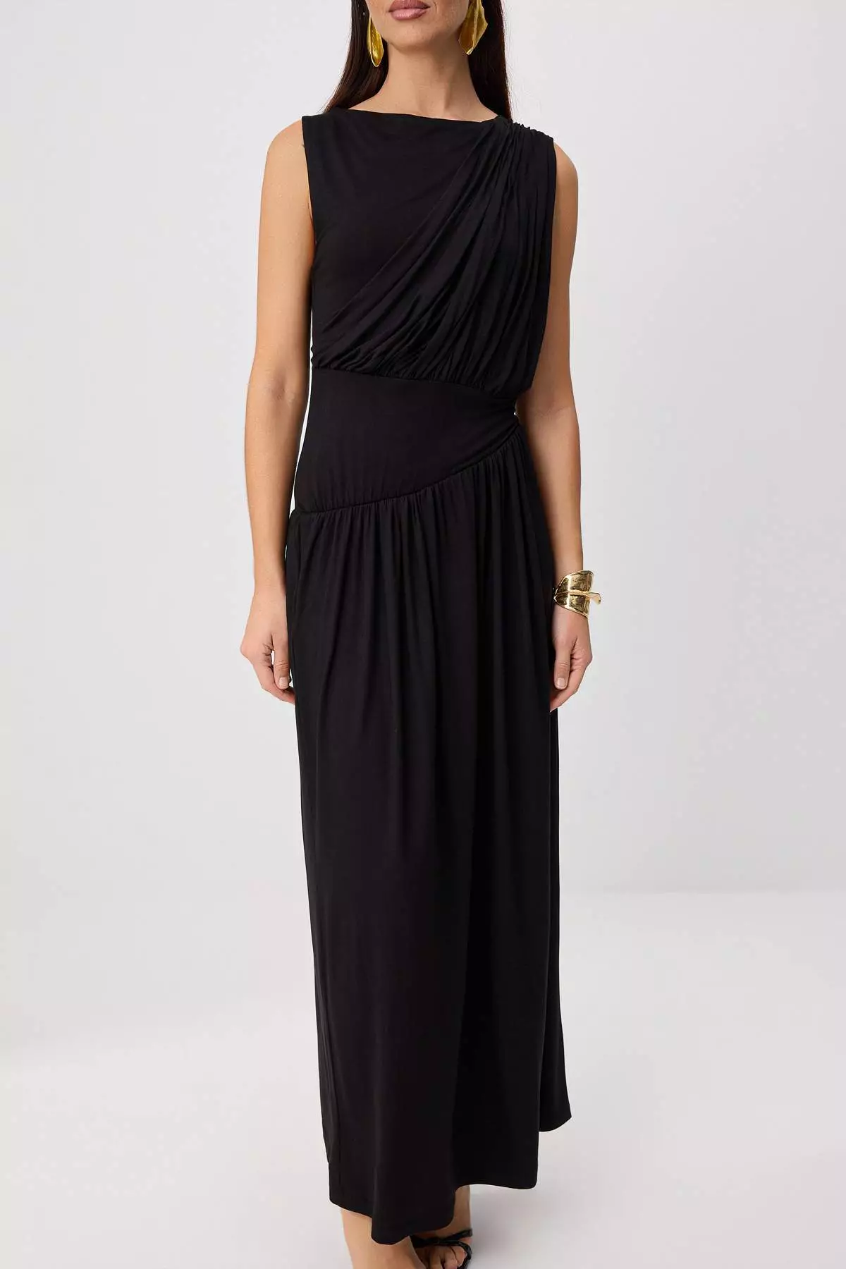 Black Shirred Drape Detailed Sleeveless Maxi Evening & Graduation Dress Tprss26Ae00224