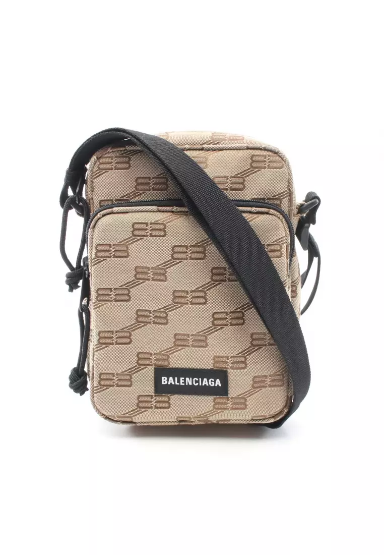 Balenciaga shoulder bag discount men