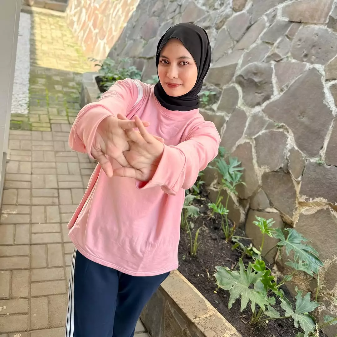 Set Sporty Pants Trizya Setelan Baju Olahraga Padel Wanita