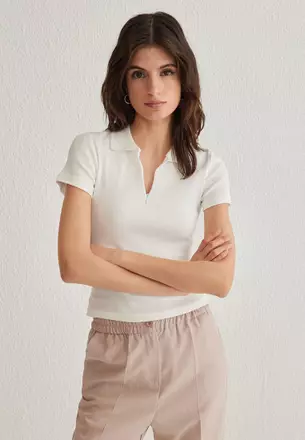 Trendyol Damen Bluse – Figurbetontes Bodycon Top Mit Crewneck, Aus Webstoff, Schlichtes Design