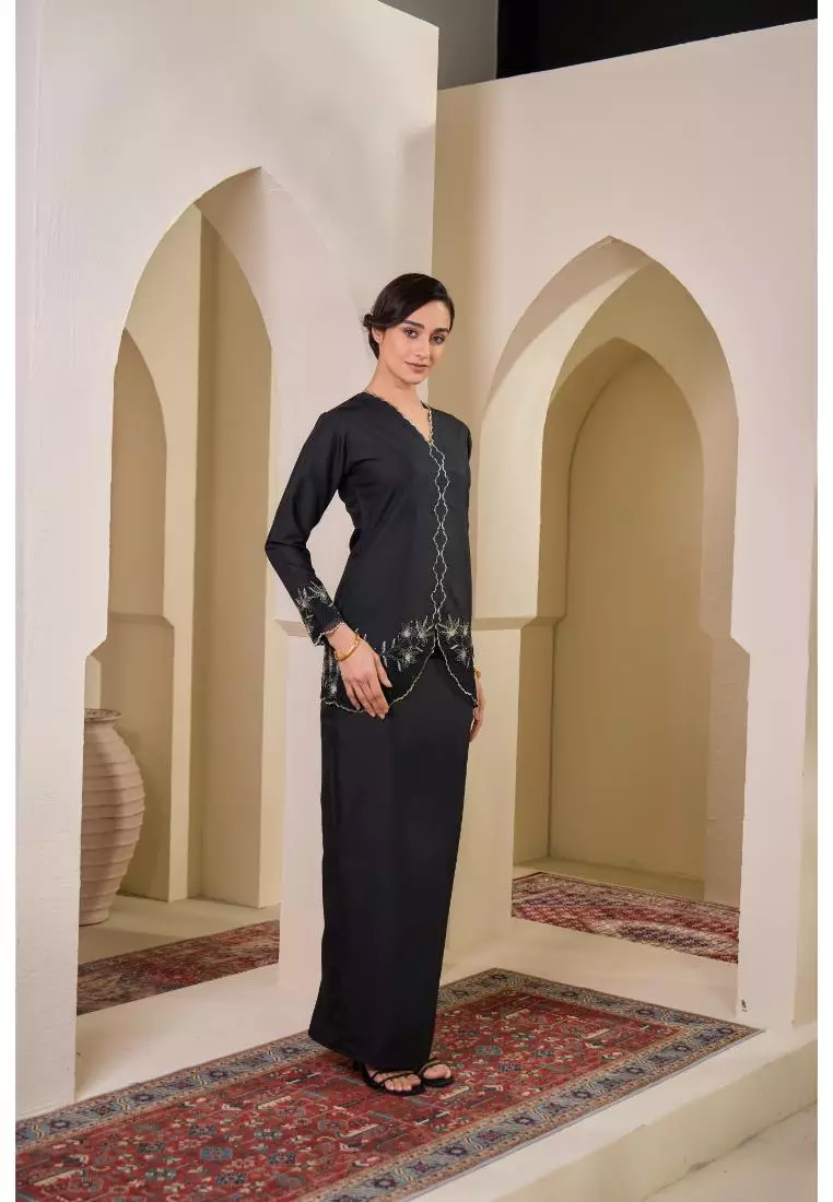 Mini Kurung Sulam Kareena