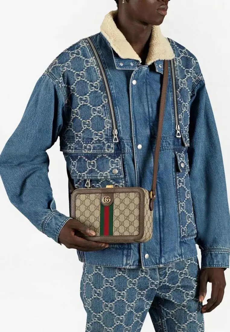 GUCCI GG Supreme Messenger Bag Beige