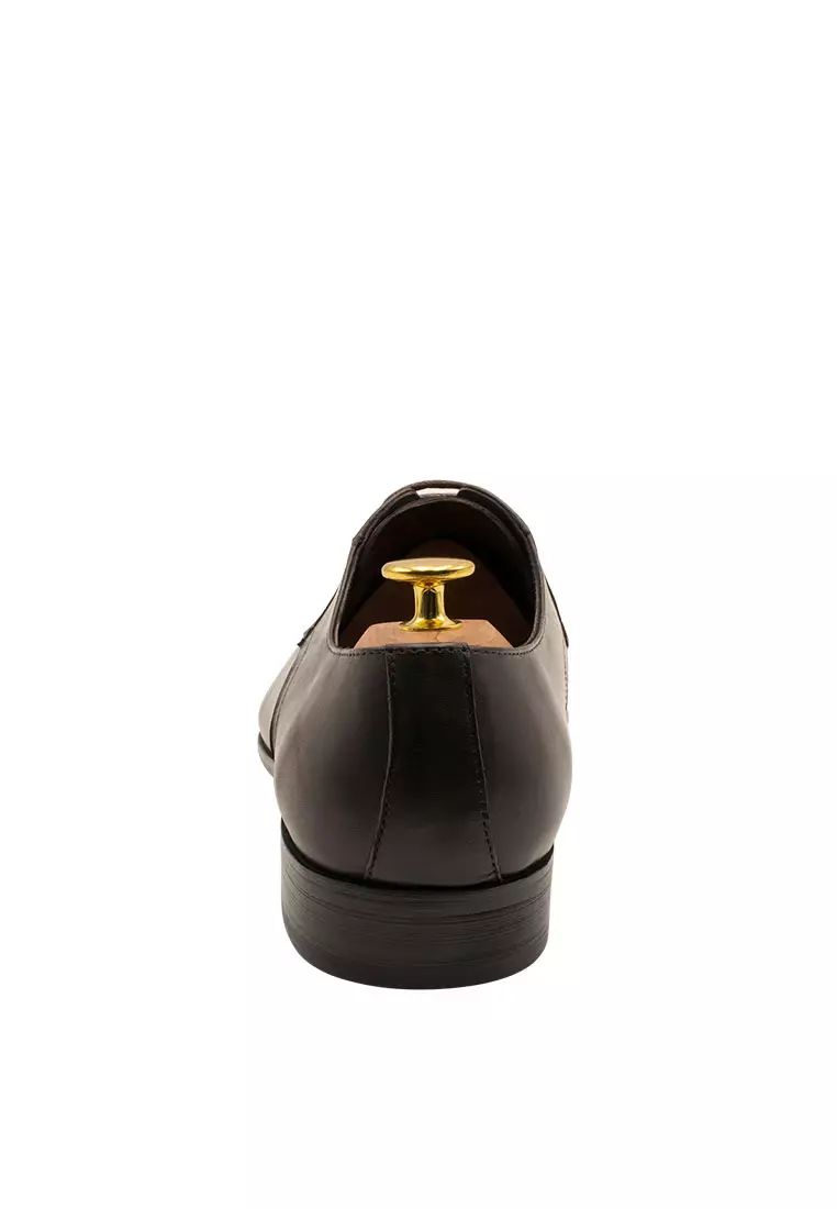 Caleta Blake Stitch Walnut Derby