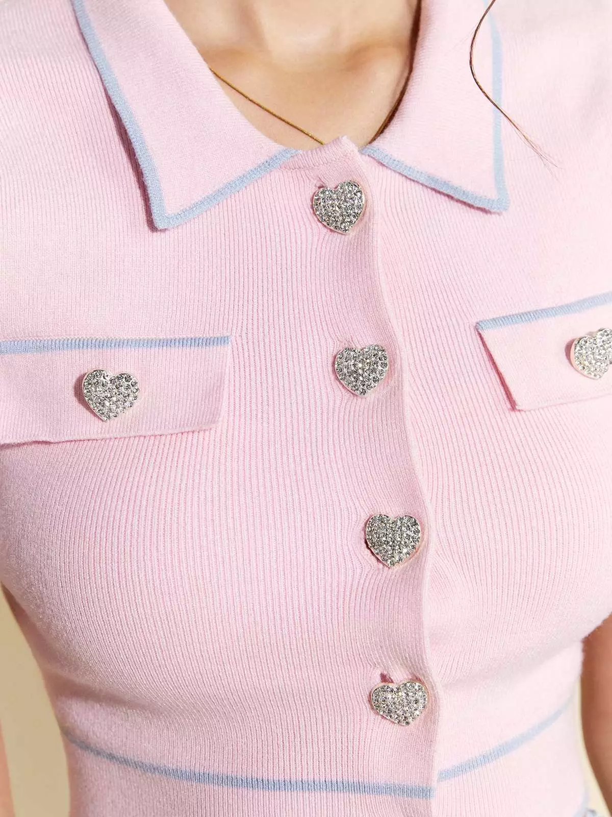 Heart-Shaped Button Knit Crop Top - Pink