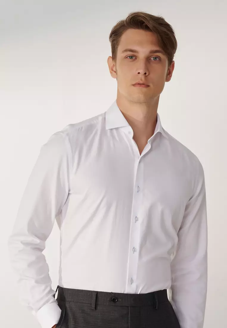 白色紋理修身版襯衫