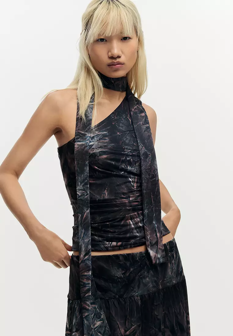 FITTED ASYMMETRICAL TOP