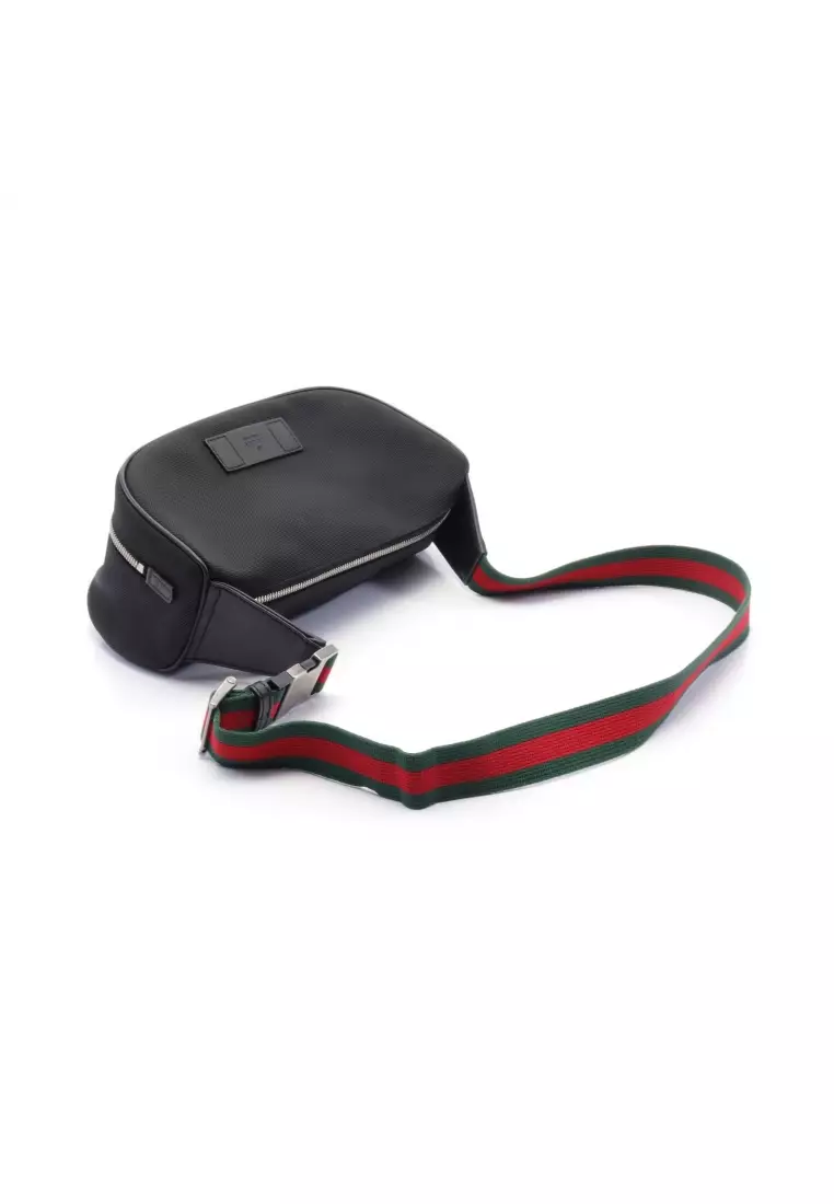 Camera hot sale strap gucci