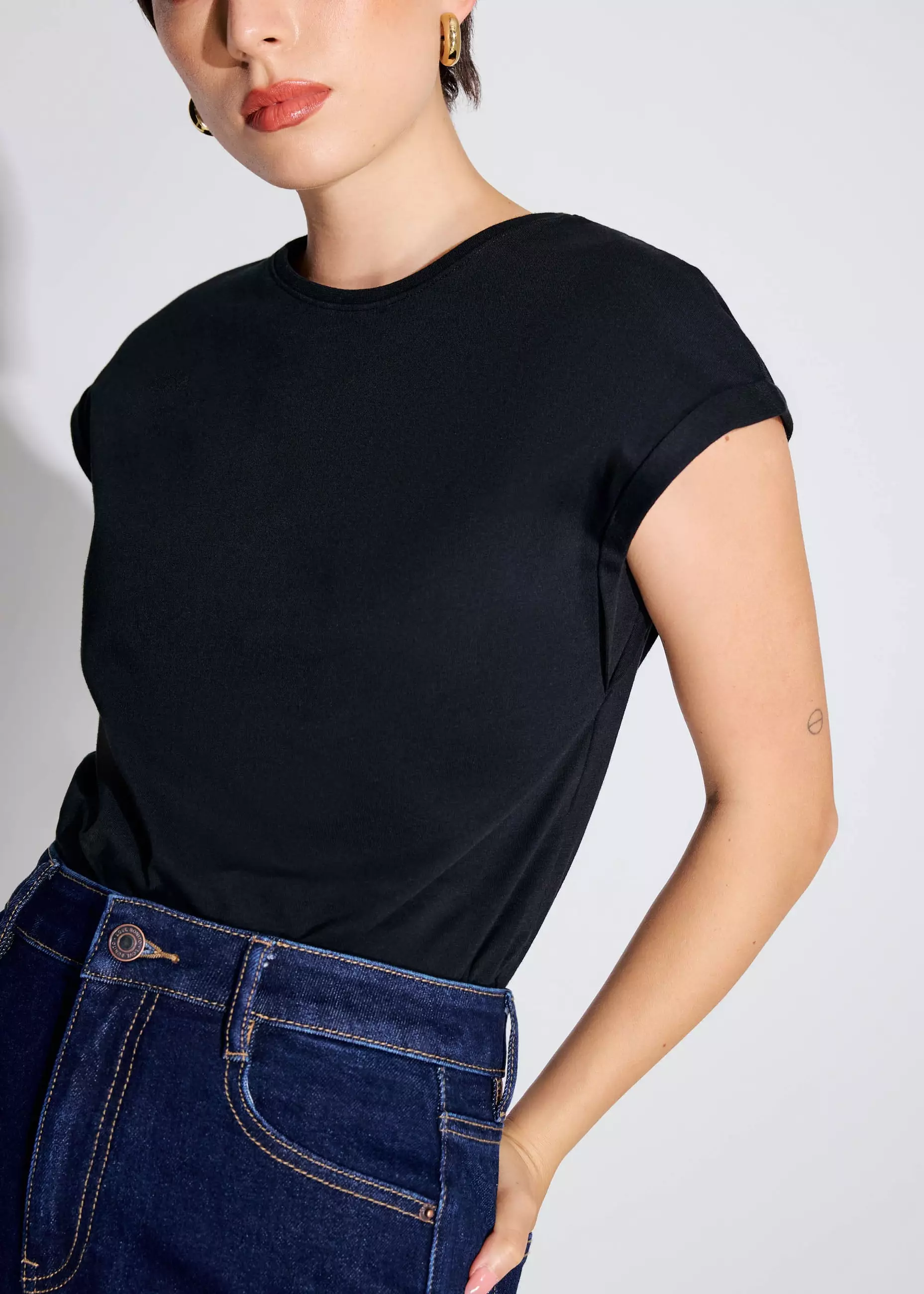 Atasan Wanita - Kelly Cotton Round Neck Drop Shoulder T-shirt