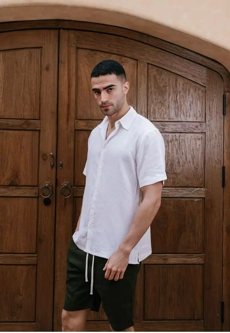 Baia Kemeja Linen Lengan Pendek Pria Putih | Linen Short Sleeve Shirt Men White