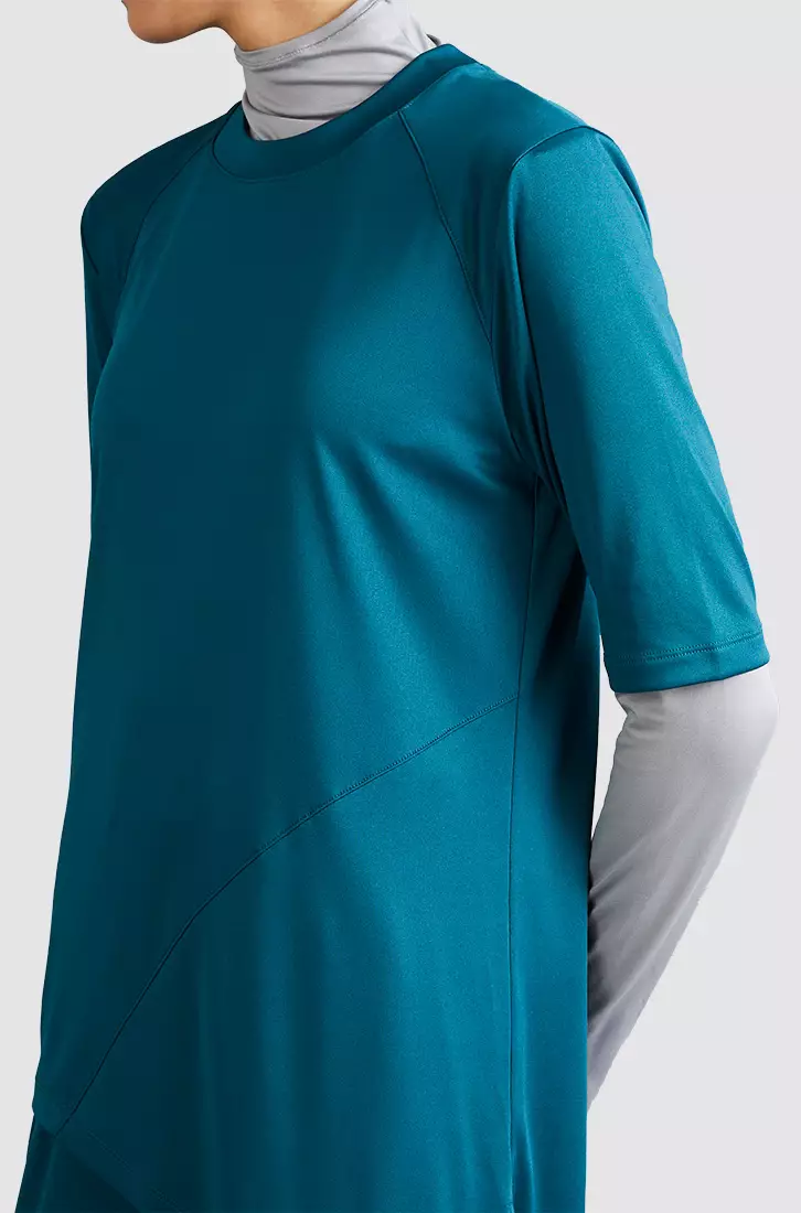 中长袖运动 T 恤