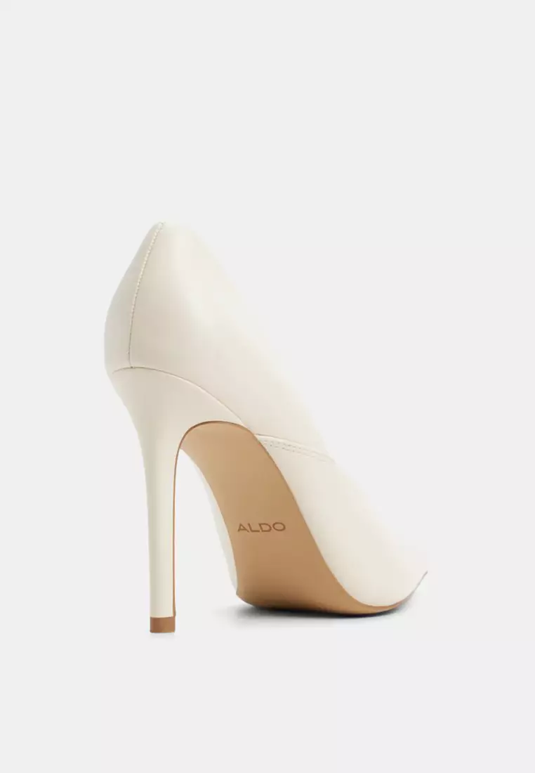 Savaana Heels