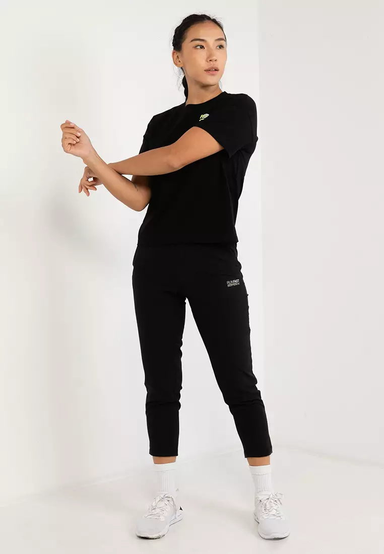 Adidas originals ryv hotsell cuffed joggers in blac