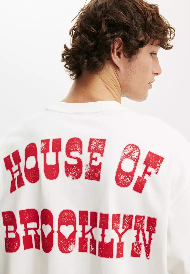 Box Fit Graphic T-Shirt