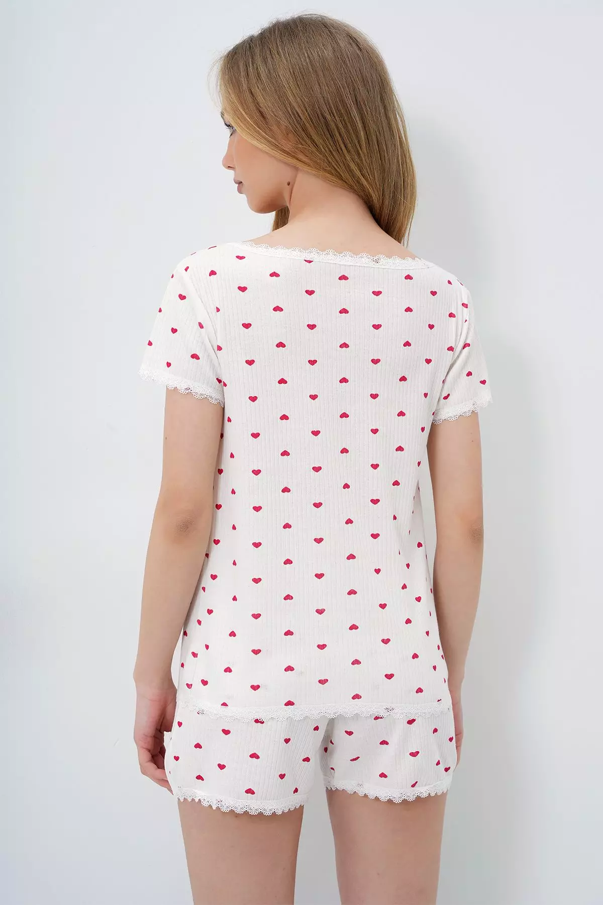 Women's Mini Heart Red Scallop Detailed Cotton Wide Collar Shirt And Shorts Pajamas Set Pjm-X13899