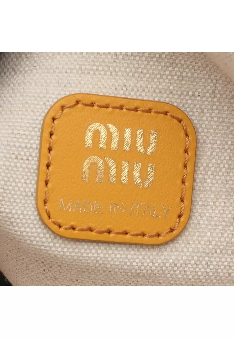Pre-Loved MIU MIU CAMOSCIO Pouch suede Yellow brown