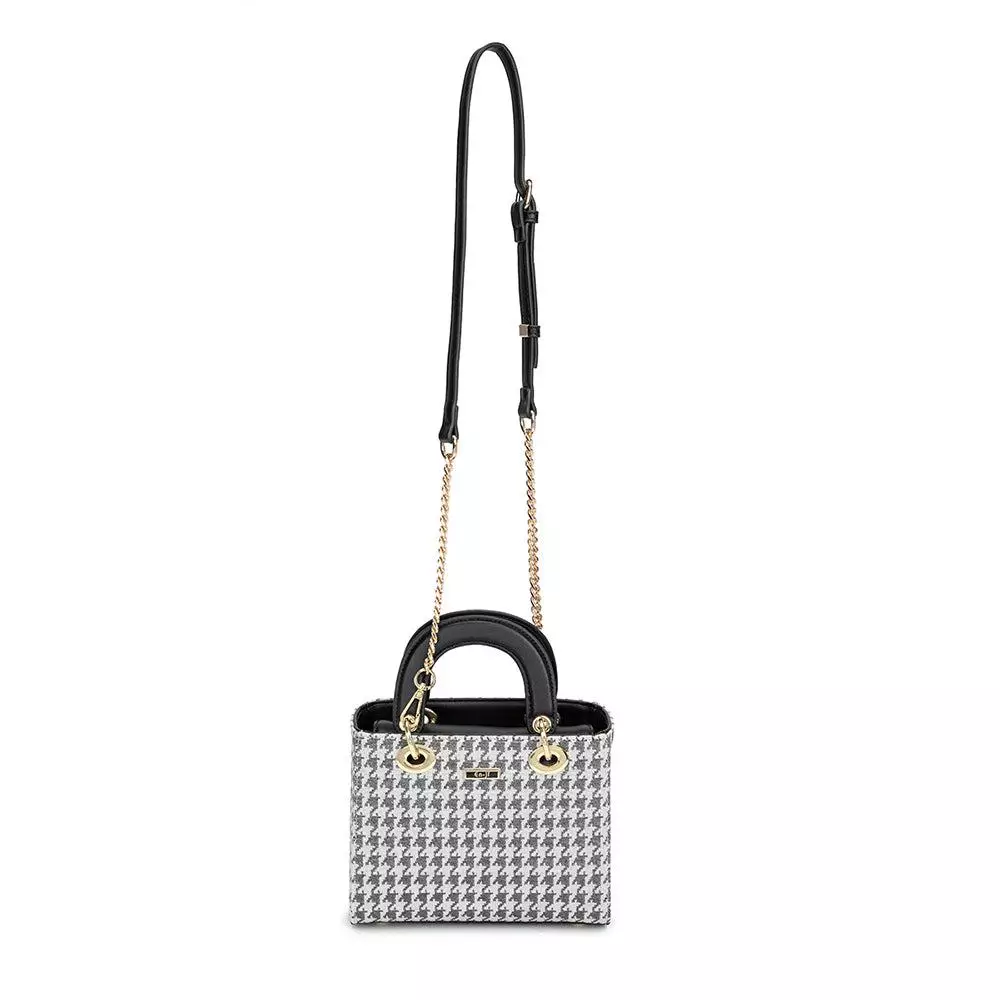 En-ji Haejin Handbag - Black