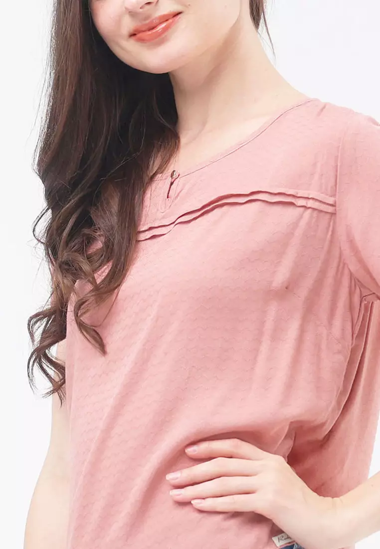 Short Sleeves Roundneck Blouse