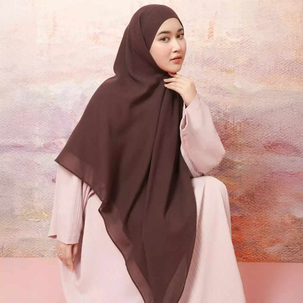 Syifa Khimar Bandana Lozy x Syifa Kamila Bitter Choco