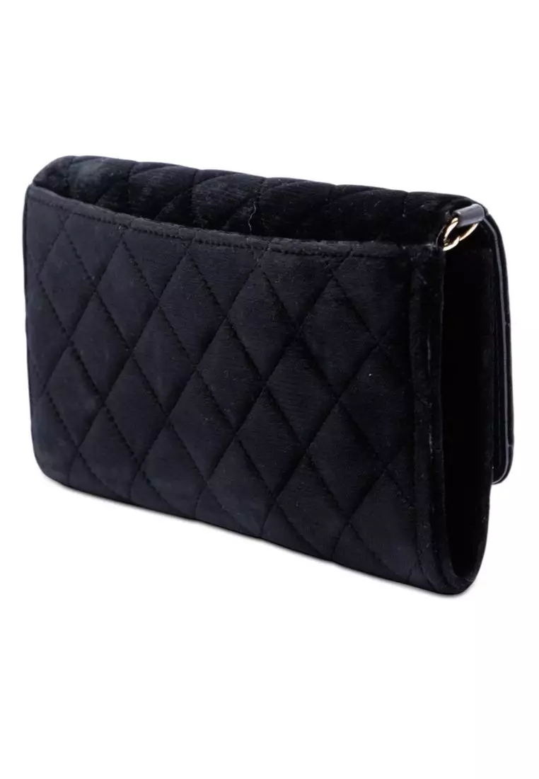 Pre-Loved Chanel Cc Quilted Velvet Wallet On Removable Chain