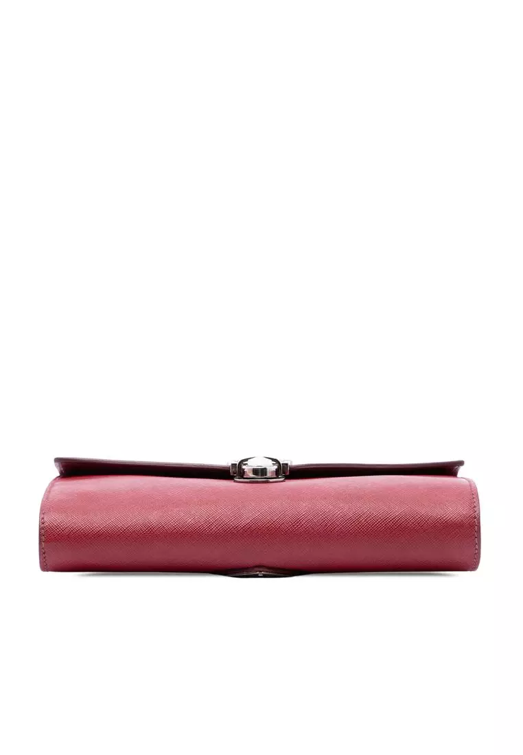 Pre-Loved Prada Saffiano Envelope Pushlock Clutch