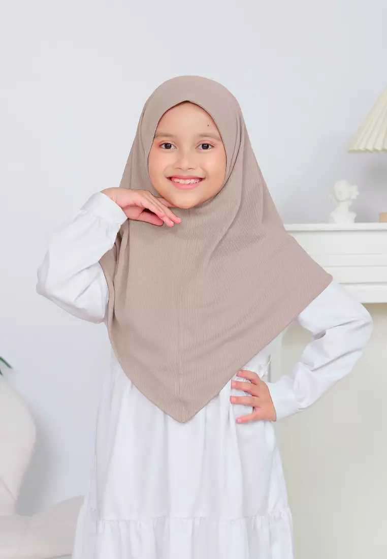 Cotton Bee - Miley Knit Bergo | Hijab Instan Anak - Nude Beige