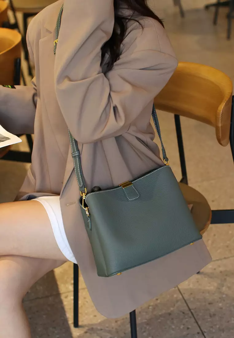 Women's Classic Cowhide Leather Crossbody Bags Tote Bags