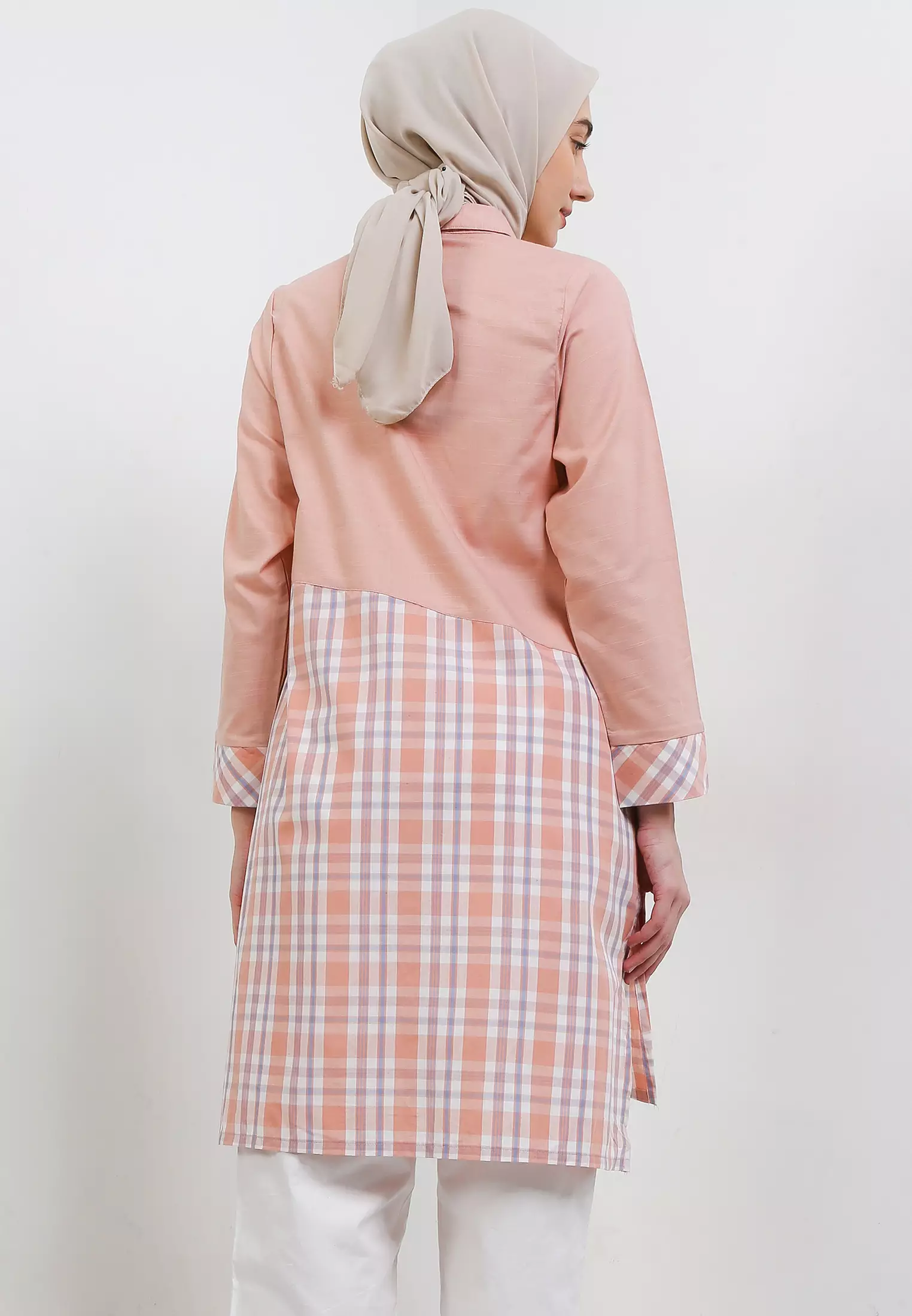 MFMW Varsity Tunik Peach Motif Kotak