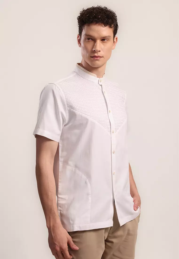 MOC Kemeja Shanghai Lengan Pendek Pria Toro A - White