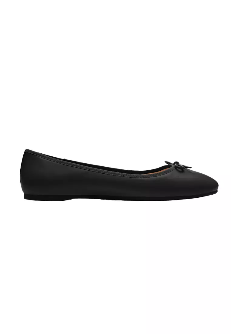 Discount on Coach  shoes - SKU: Abigail Flat Cs066
