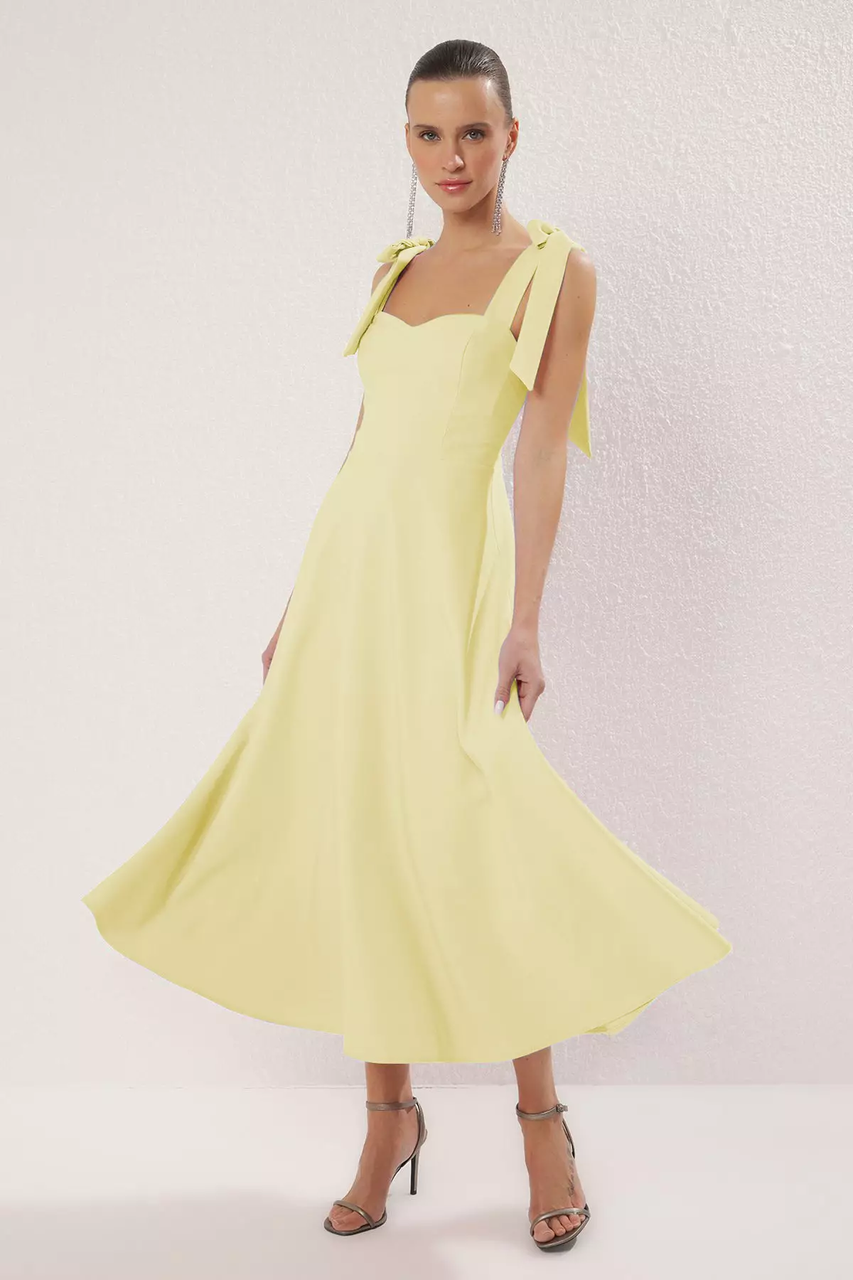 Light Yellow A Line Strap Lacing Detailing Midi Stylish Evening Dress