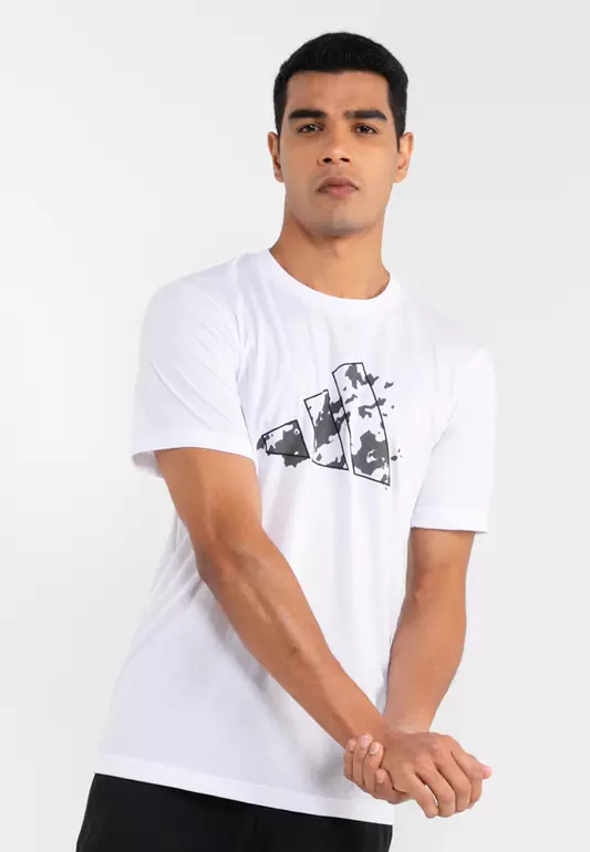 Train Essentials Seasonal Training Graphic T-Shirt