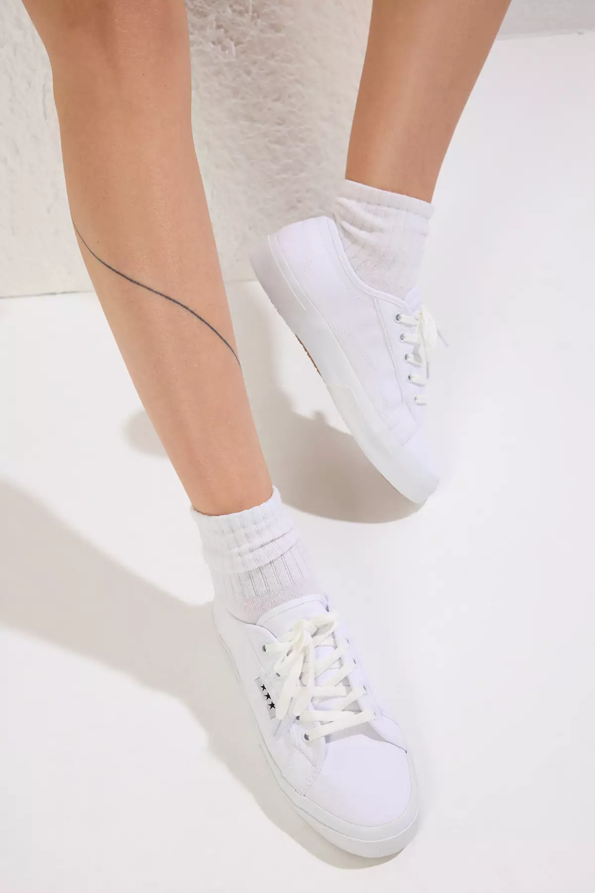 Lace-Up Flat Sole Sneakers