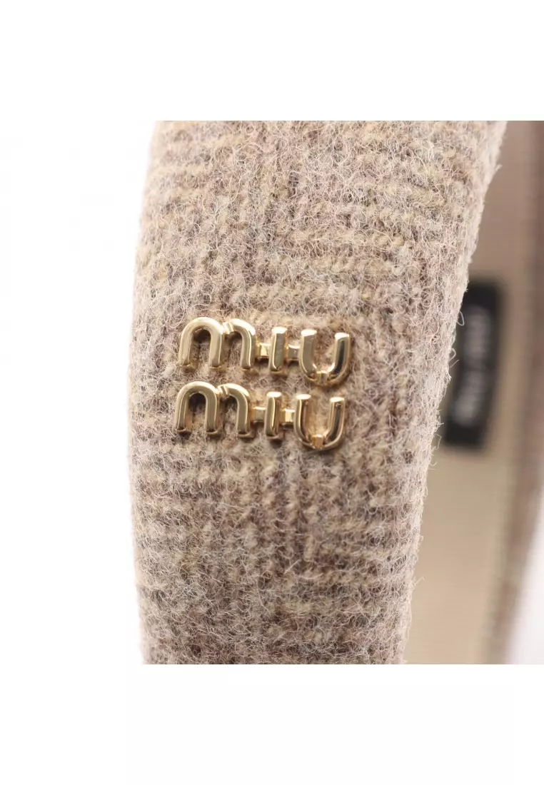 Miu Miu Beige and Gold Logo Headband 22719451_52725880_322.jpg main image 3