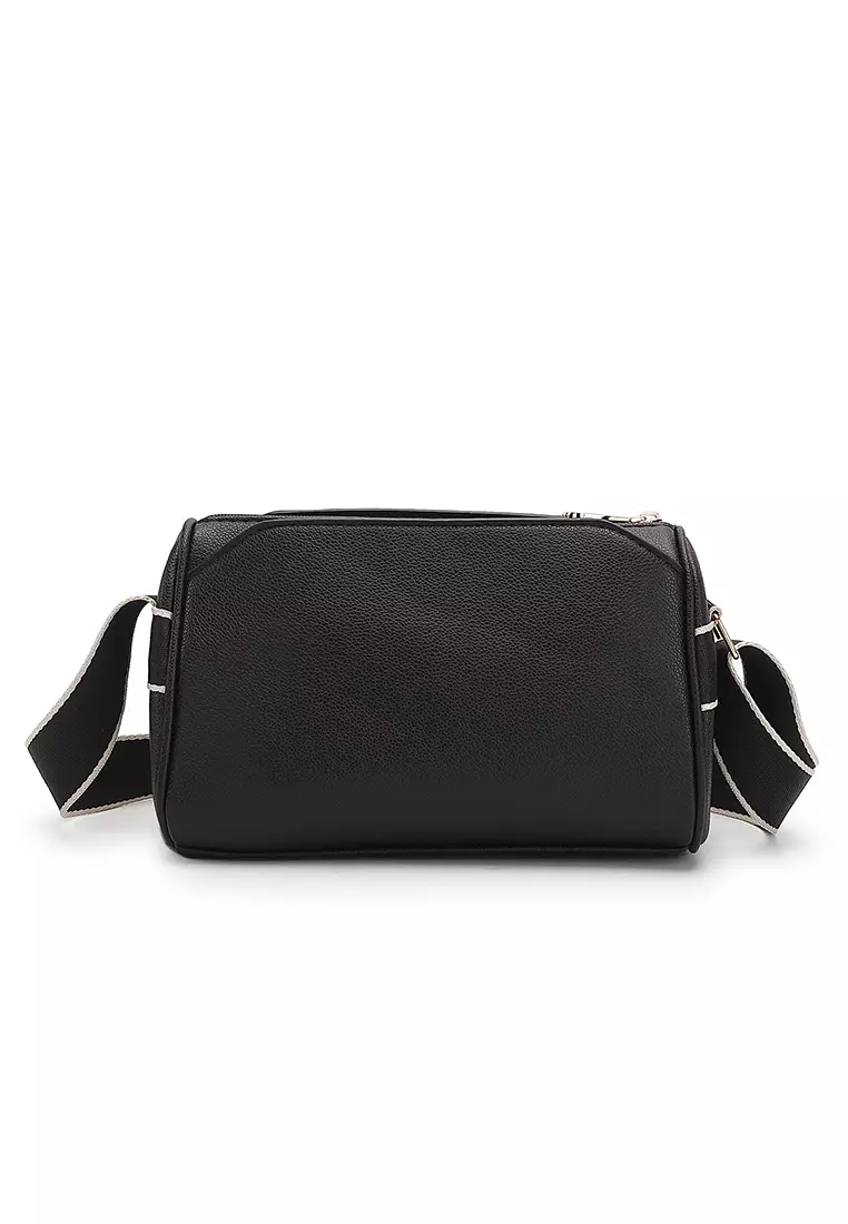 Women's Shoulder Bag / Sling Bag / Crossbody Bag (Tas Bahu / Tas Selempang Wanita) - Hitam