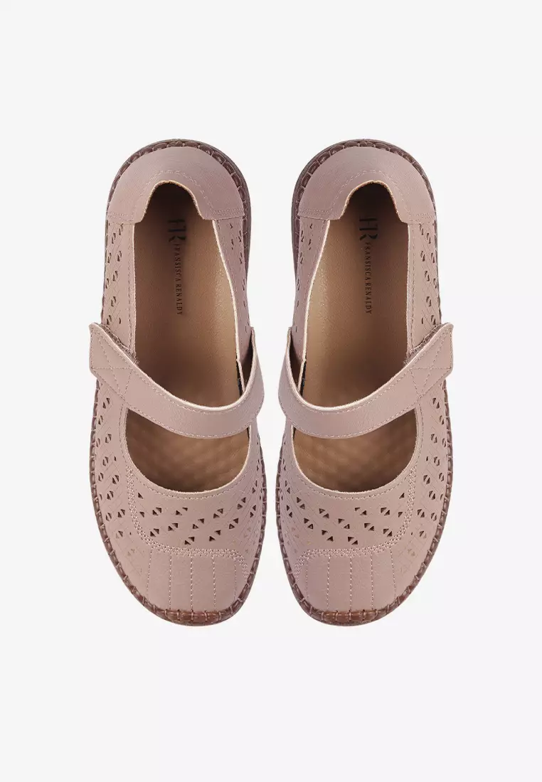 Flatshoes Wanita Mary Jane Motif Laser Cut Ringan L.Ponzu 02