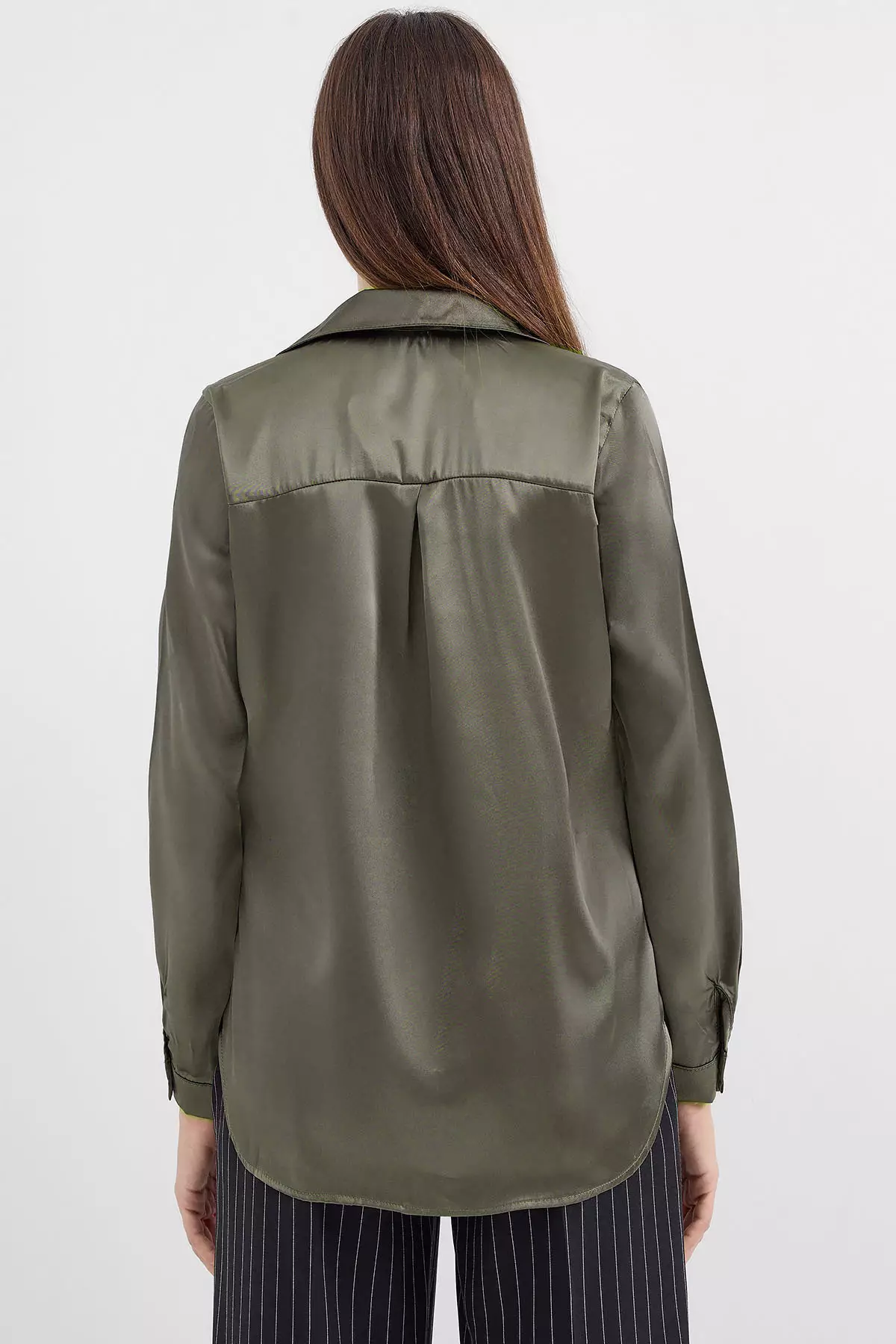 Long Sleeves Collared Shirt