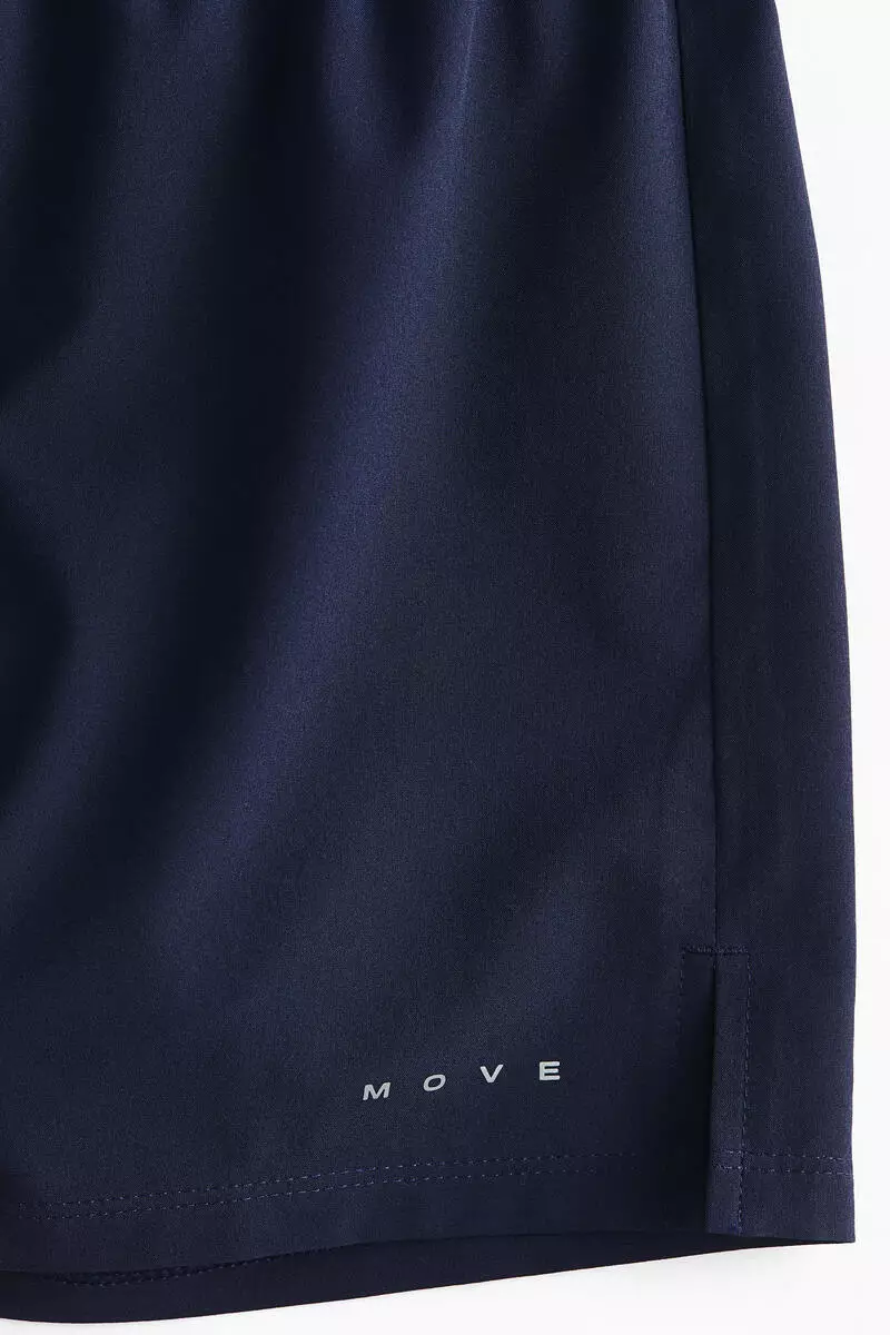 Regular Fit Running shorts with DryMove™